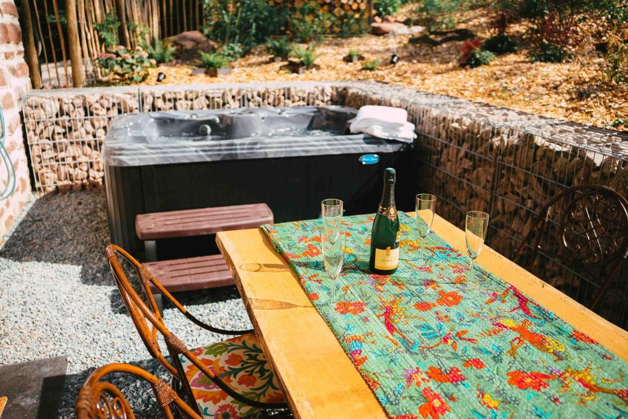 גואבוילר Le Grand Petit Prince - Domaine De Charme - Jacuzzis Privatifs מראה חיצוני תמונה